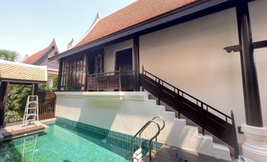 For rent 3 bedrooms house in Khlong Toei, Bangkok