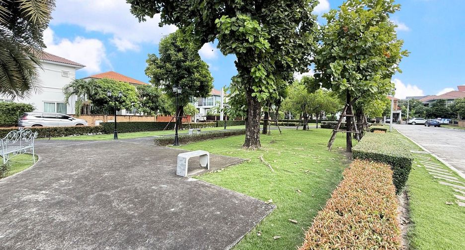 Casa en venta de 4 habitaciones en Prawet, Bangkok
