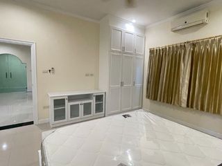 À louer 5 chambres maison à Bang Lamung, Chonburi