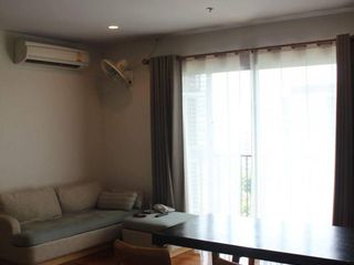 À louer 2 chambres condo à Khlong San, Bangkok