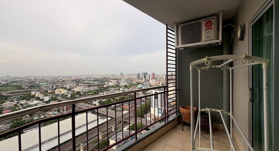 For rent 2 bedrooms condo in Watthana, Bangkok