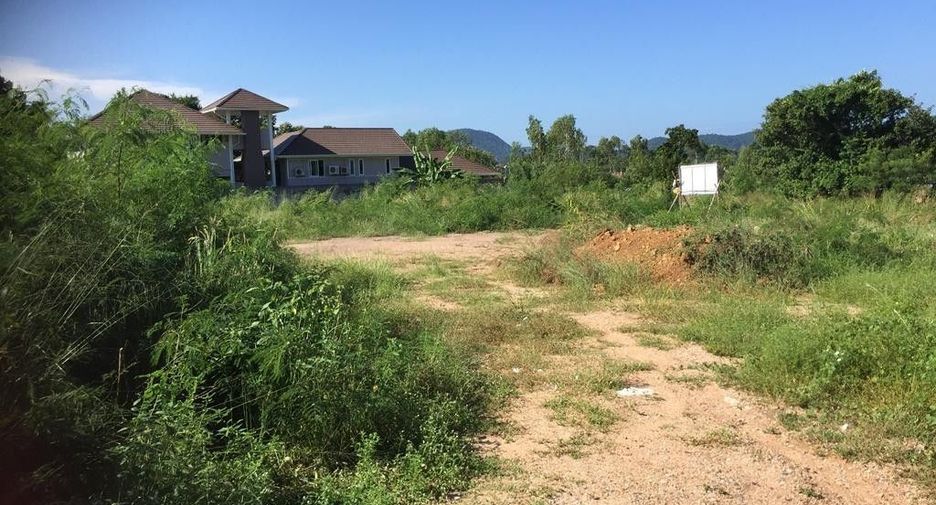 Terreno en venta en Sattahip, Chonburi