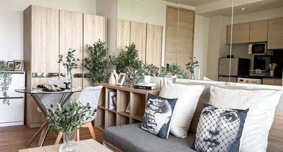 For rent 1 Beds condo in Khlong Toei, Bangkok