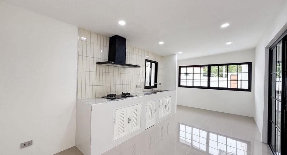 For sale 3 bedrooms house in Thalang, Phuket