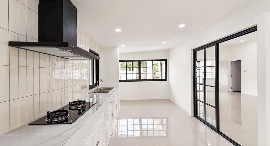 For sale 3 bedrooms house in Thalang, Phuket