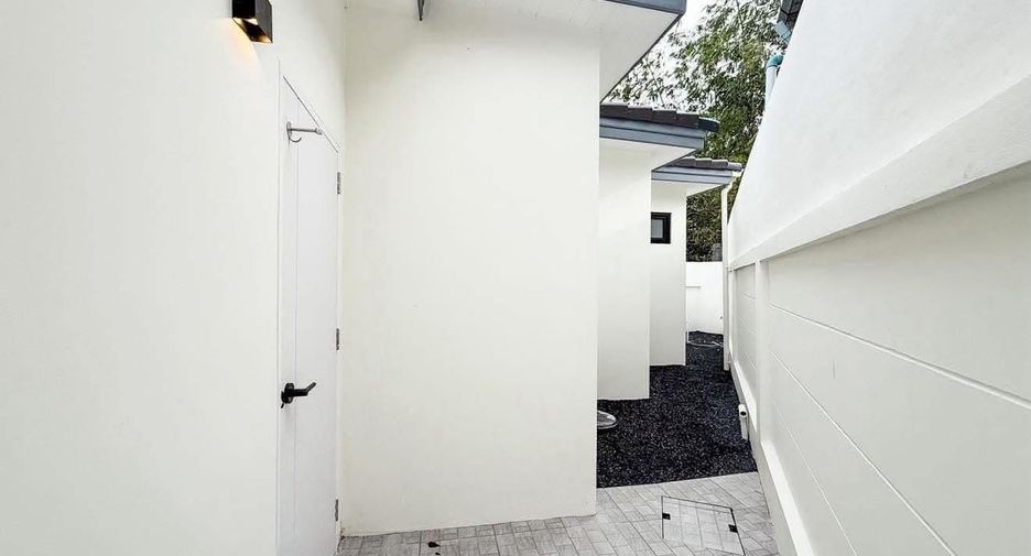 For sale 3 bedrooms house in Thalang, Phuket