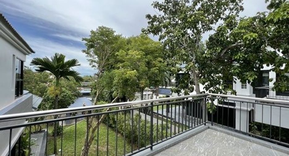 Haus zum Kauf mit 3 Zimmer in Sattahip, Chonburi