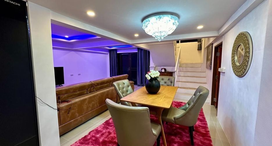 For rent 5 ベッドルーム villa in Bang Lamung, Chonburi