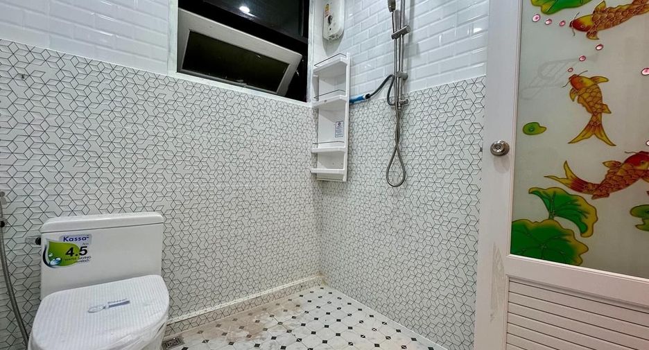 For rent 5 ベッドルーム villa in Bang Lamung, Chonburi