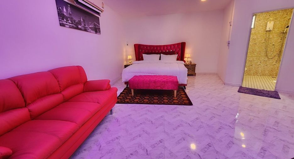For rent 5 bedrooms villa in Jomtien, Pattaya