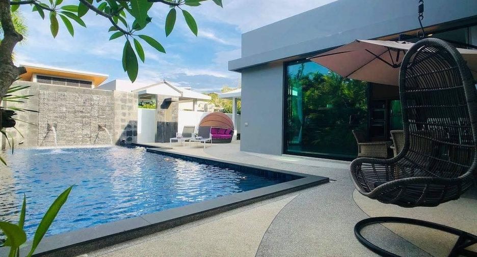 For sale 3 bedrooms villa in Mueang Phuket, Phuket