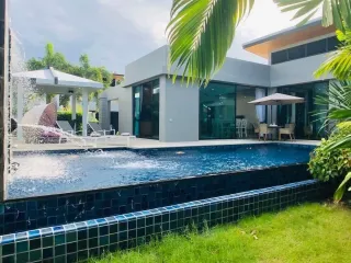 ขาย 3 ห้องนอน วิลล่า ใน เมืองภูเก็ต, ภูเก็ต