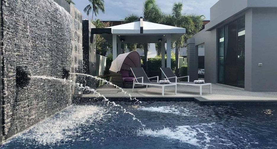For sale 3 bedrooms villa in Mueang Phuket, Phuket