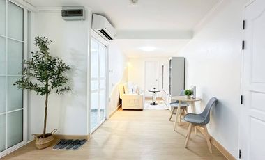 For rent 2 bedrooms condo in Sathon, Bangkok