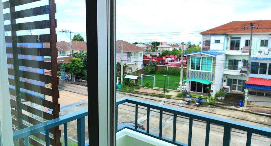 For sale and for rent 3 bedrooms townhouse in Mueang Samut Prakan, Samut Prakan