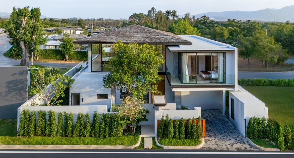 Villa zum Kauf mit 4 Zimmer in Mueang Phuket, Phuket