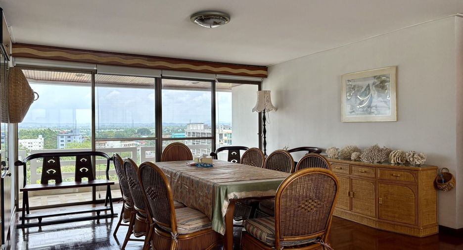 Condo en venta de 3 habitaciones en Sattahip, Chonburi