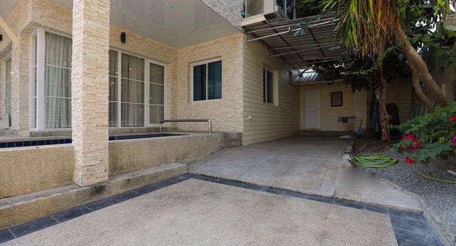 For sale 6 bedrooms villa in Bang Lamung, Chonburi