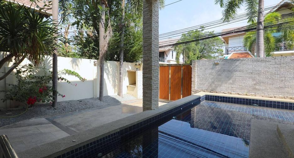 For sale 6 bedrooms villa in Bang Lamung, Chonburi