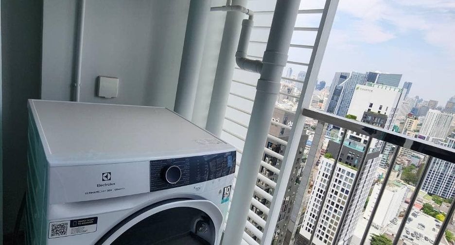 For rent 1 bed condo in Bang Rak, Bangkok