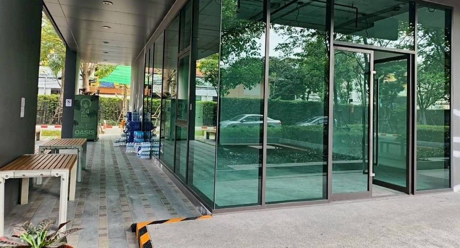 For rent 1 bed retail Space in Bang Sue, Bangkok