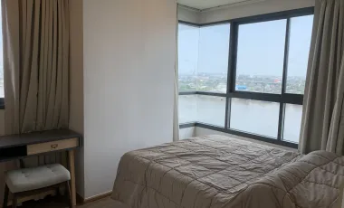 For rent 2 bedrooms condo in Yan Nawa, Bangkok