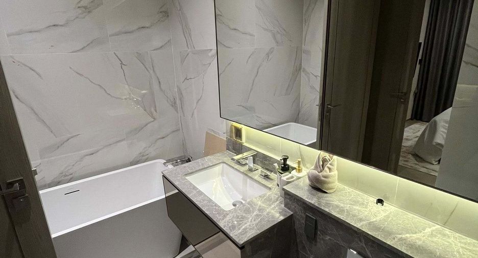 For sale and for rent 2 bedrooms condo in Sathon, Bangkok
