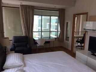 Condo en alquiler de 2 habitaciones en Khlong Toei, Bangkok