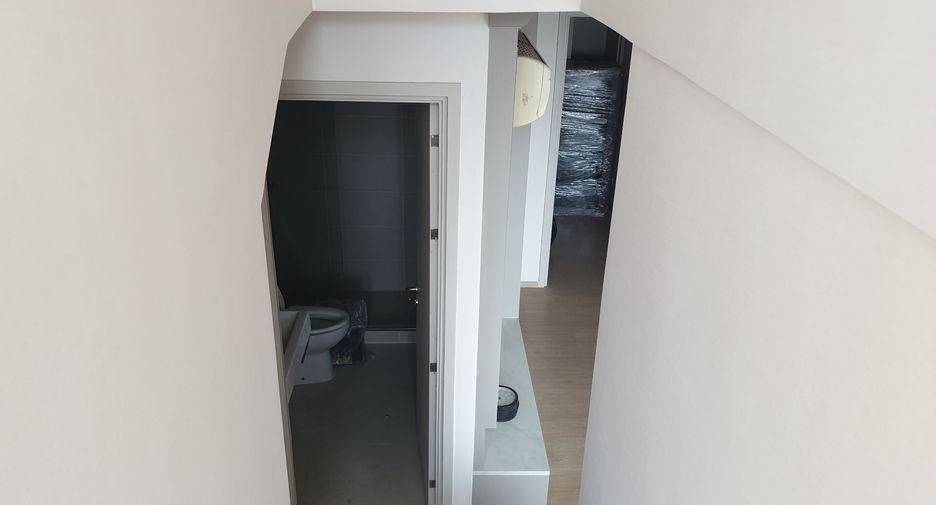 For sale 2 bedrooms condo in Phaya Thai, Bangkok