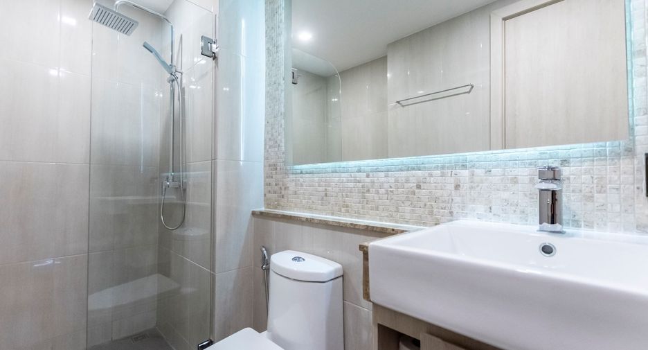 À vendre 2 chambres condo à Sattahip, Chonburi