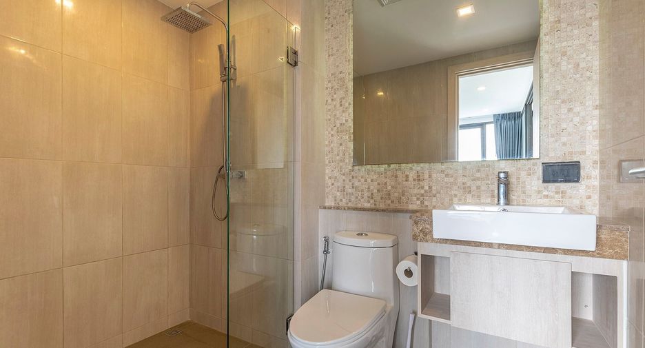 À vendre 2 chambres condo à Sattahip, Chonburi