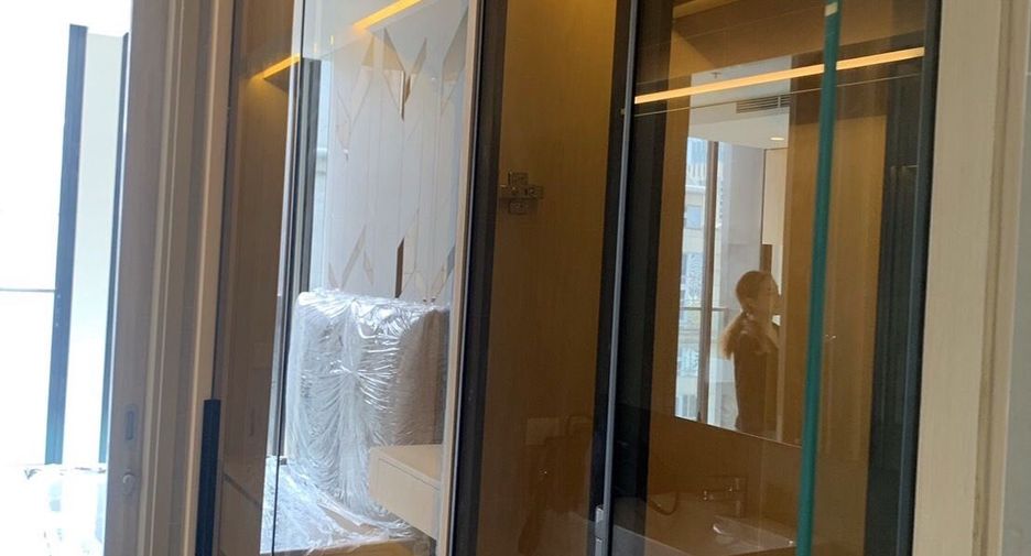 Wohnung zur Miete mit 1 Zimmer in Pathum Wan, Bangkok