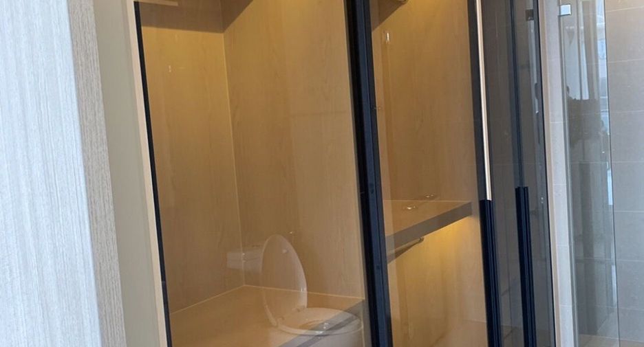 Wohnung zur Miete mit 1 Zimmer in Pathum Wan, Bangkok
