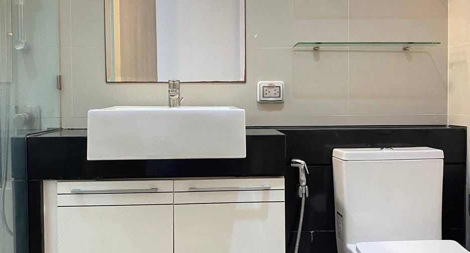 Apartment zur Miete mit 1 Zimmer in Watthana, Bangkok