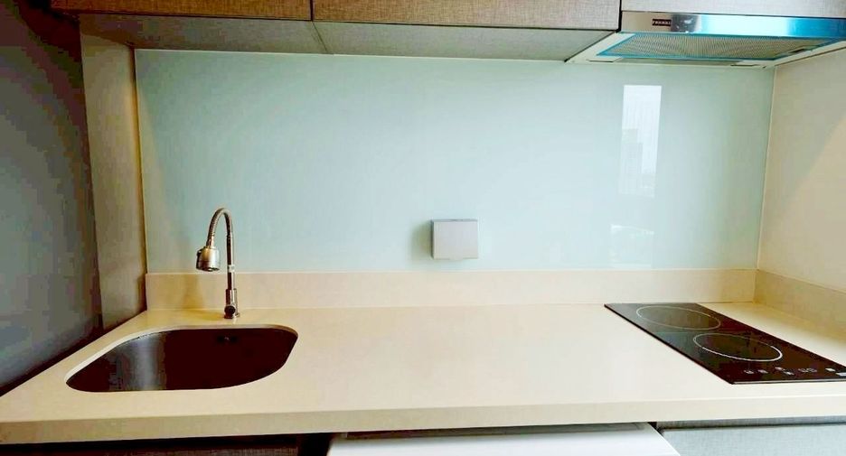 For rent 1 Beds condo in Khlong Toei, Bangkok