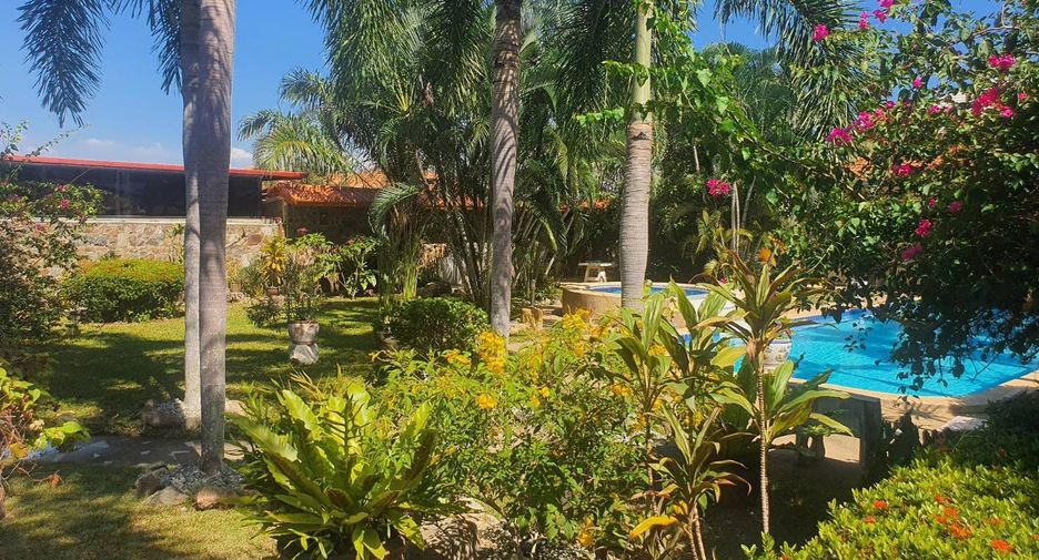 For sale and for rent 4 bedrooms house in Bang Lamung, Chonburi