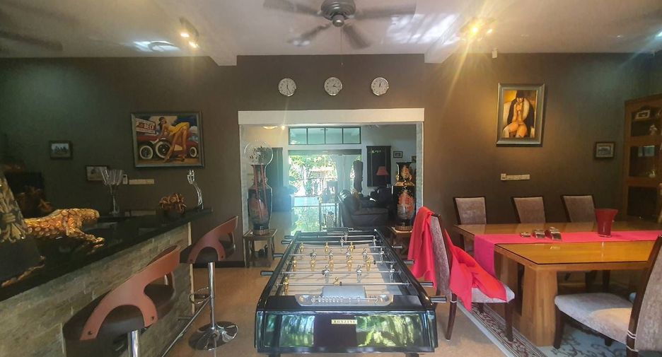 For sale and for rent 4 bedrooms house in Bang Lamung, Chonburi