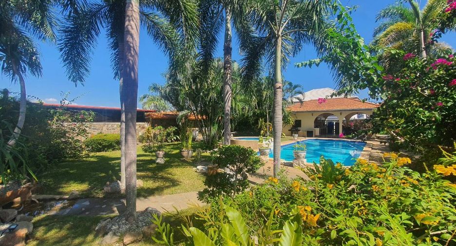 For sale and for rent 4 bedrooms house in Bang Lamung, Chonburi