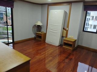 出租 2 卧室 公寓式住宅 在 Watthana, 曼谷