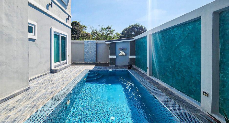Haus zum Kauf mit 4 Zimmer in Bang Lamung, Chonburi