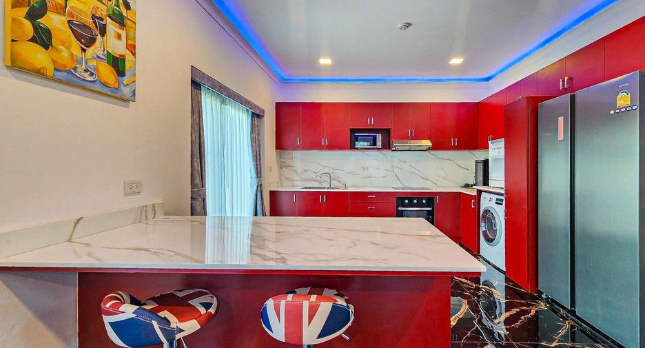 Haus zum Kauf mit 4 Zimmer in Bang Lamung, Chonburi