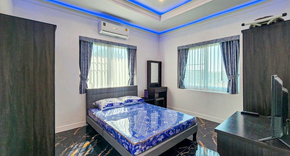 Haus zum Kauf mit 4 Zimmer in Bang Lamung, Chonburi