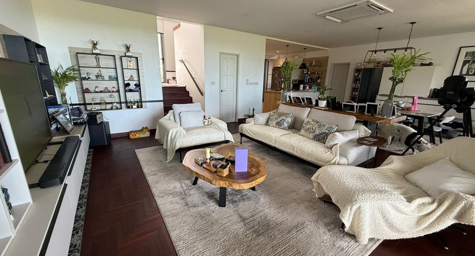 For sale 3 bedrooms condo in Thalang, Phuket