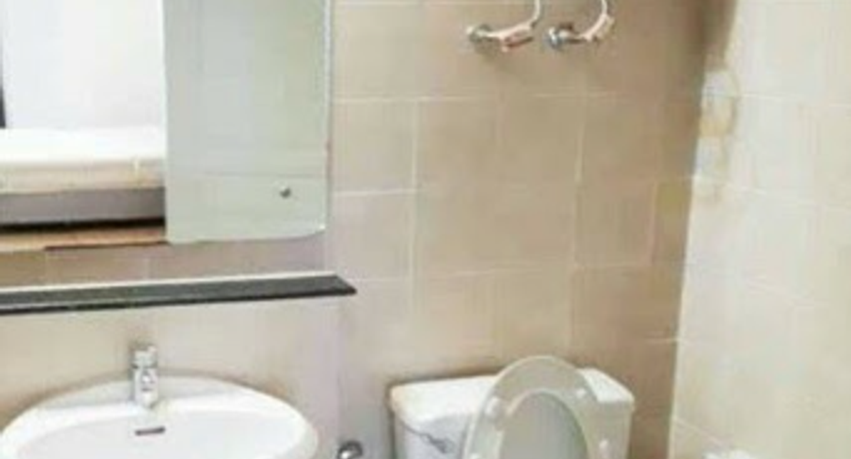 Condo en alquiler de 2 habitaciones en Khlong Toei, Bangkok