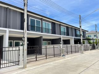 Reihenhaus zum Kauf mit 3 Zimmer in Mueang Chon Buri, Chonburi