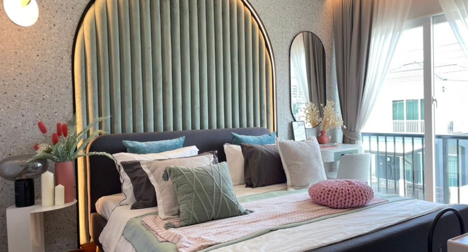 For sale 3 bedrooms townhouse in Mueang Chon Buri, Chonburi