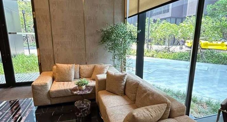 Wohnung zur Miete mit 1 Zimmer in Huai Khwang, Bangkok