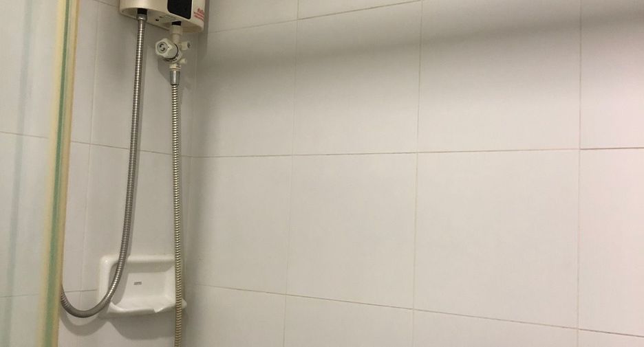 For rent 1 bed condo in Phra Khanong, Bangkok
