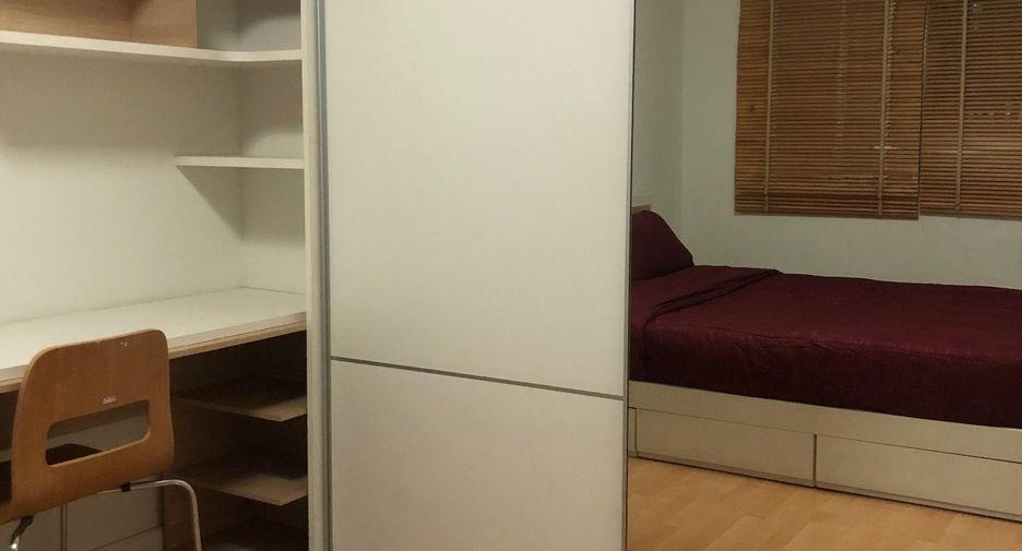 For rent 1 bed condo in Phra Khanong, Bangkok