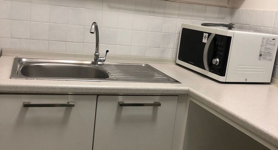 For rent 1 bed condo in Phra Khanong, Bangkok